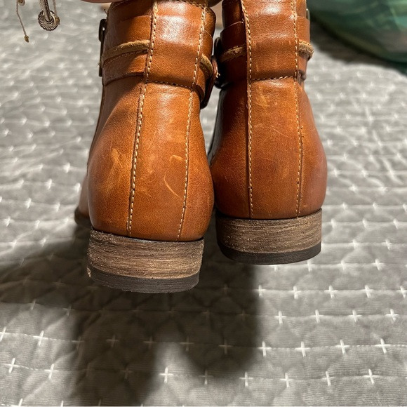 Frye boot - Picture 7 of 10